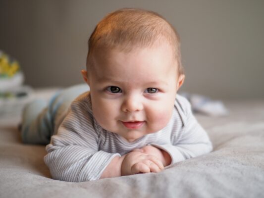 3 aylık bebek görüntüsü